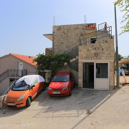 Apartments With A Parking Space Brela, Makarska - 789 ภายนอก รูปภาพ