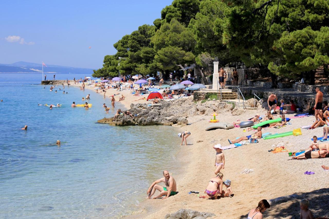 Apartments With A Parking Space Brela, Makarska - 789 ภายนอก รูปภาพ