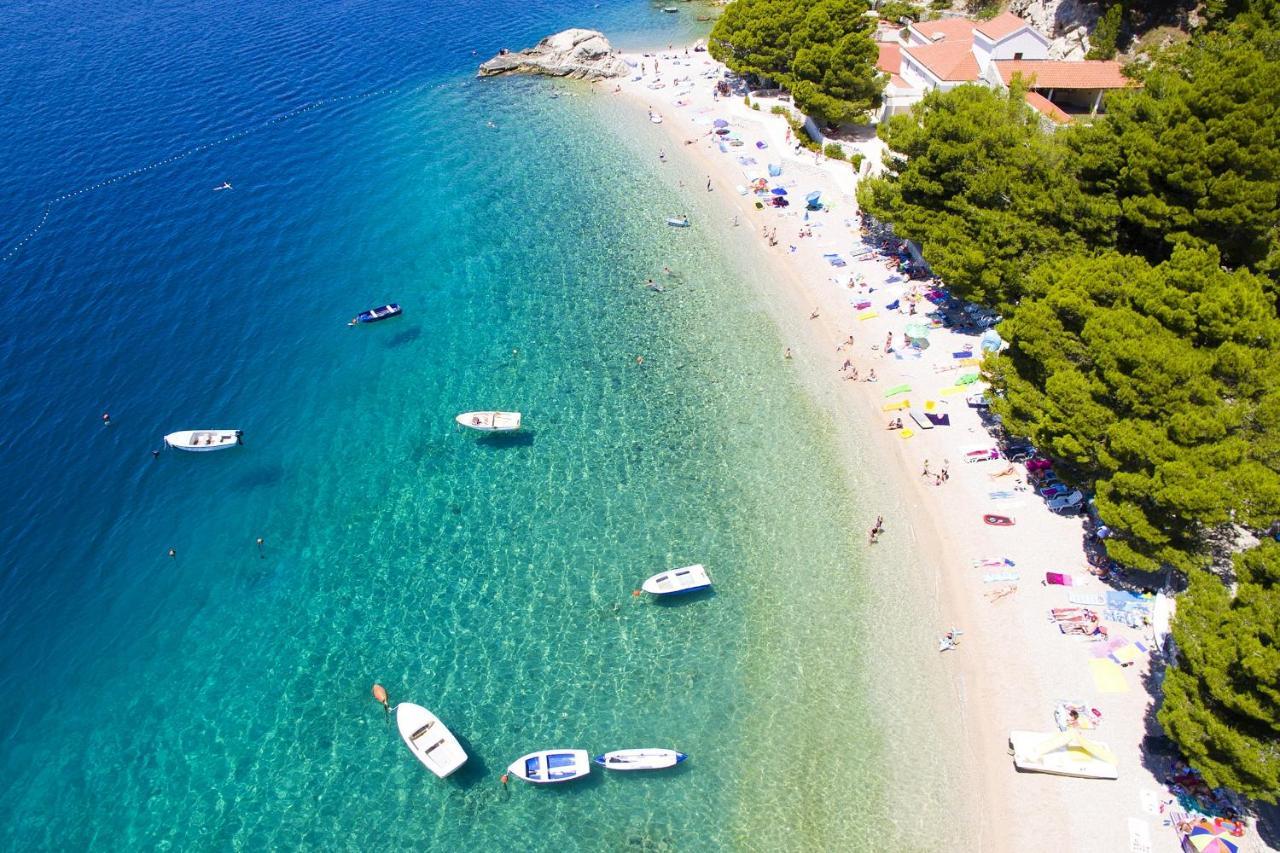 Apartments With A Parking Space Brela, Makarska - 789 ภายนอก รูปภาพ