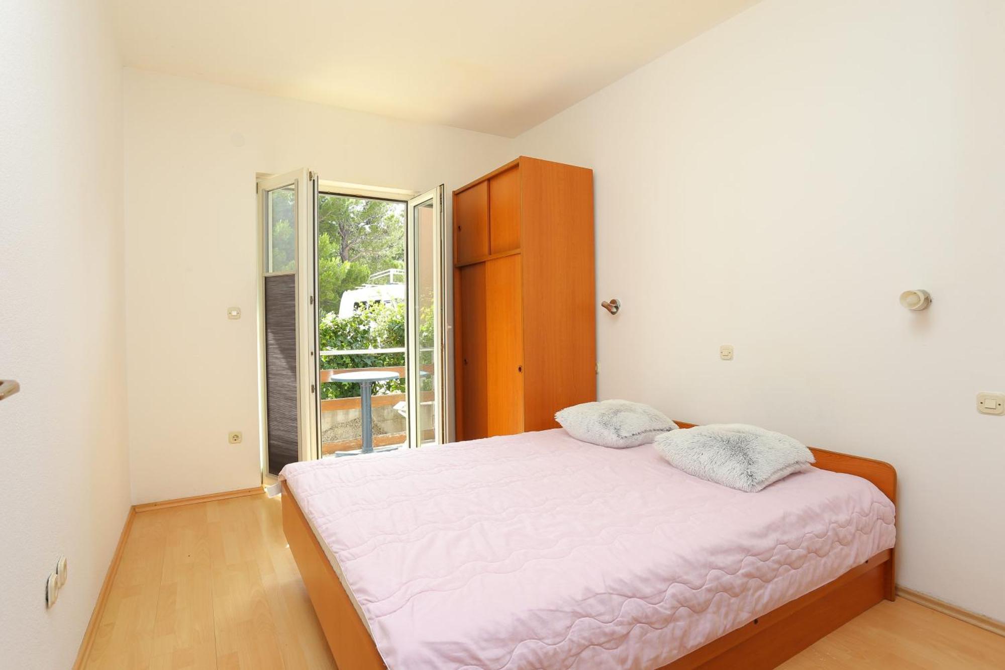 Apartments With A Parking Space Brela, Makarska - 789 ภายนอก รูปภาพ