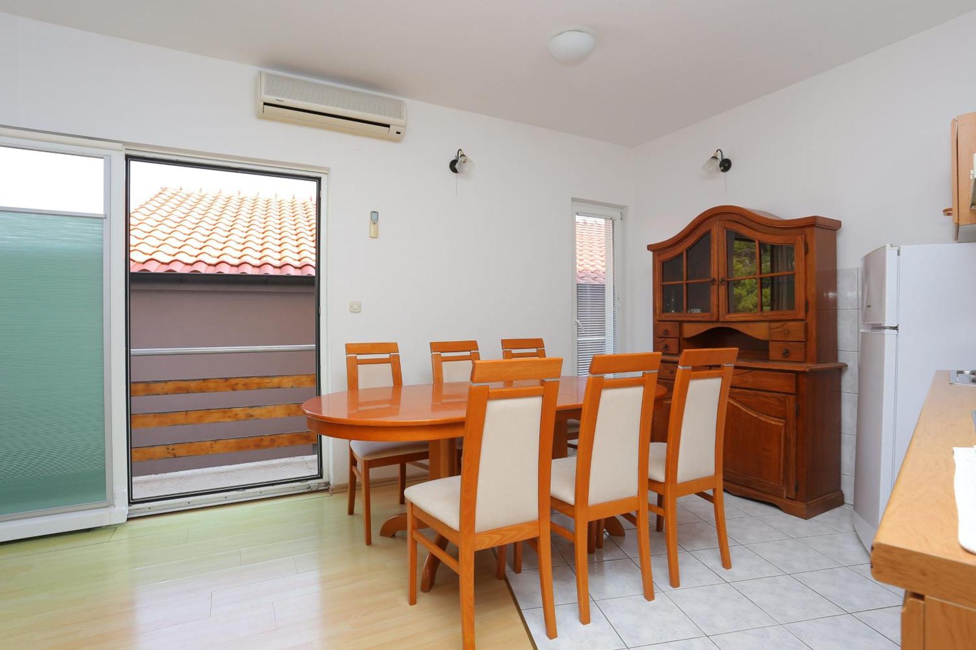 Apartments With A Parking Space Brela, Makarska - 789 ภายนอก รูปภาพ