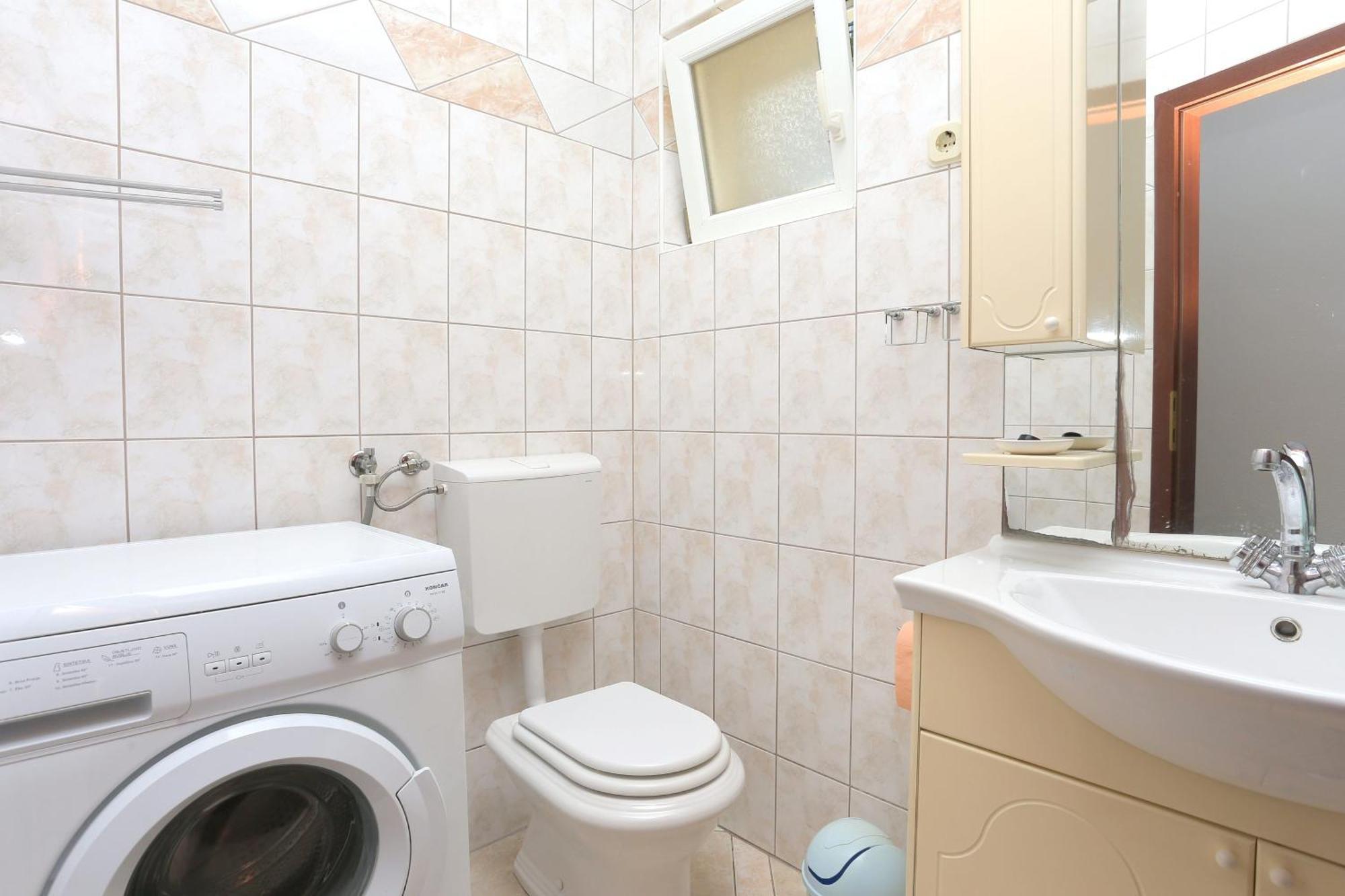 Apartments With A Parking Space Brela, Makarska - 789 ภายนอก รูปภาพ